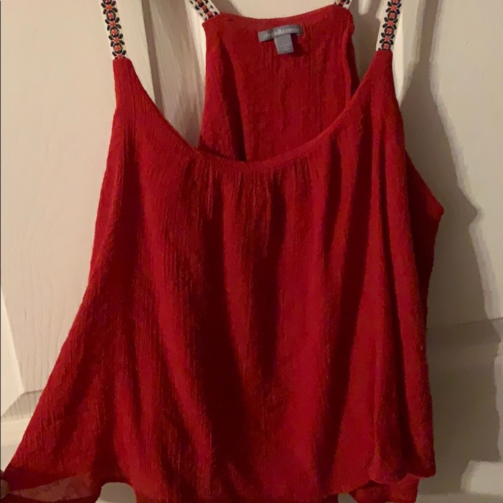 Red Tank - Picture 5 of 5
